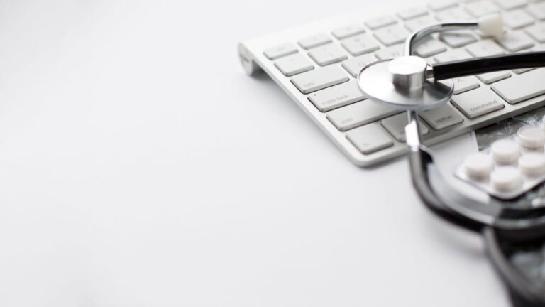medical set: stethoscope, keyboard.